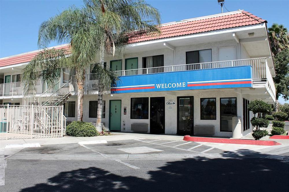 Motel 6-Bakersfield, Ca - Convention Center Exterior foto