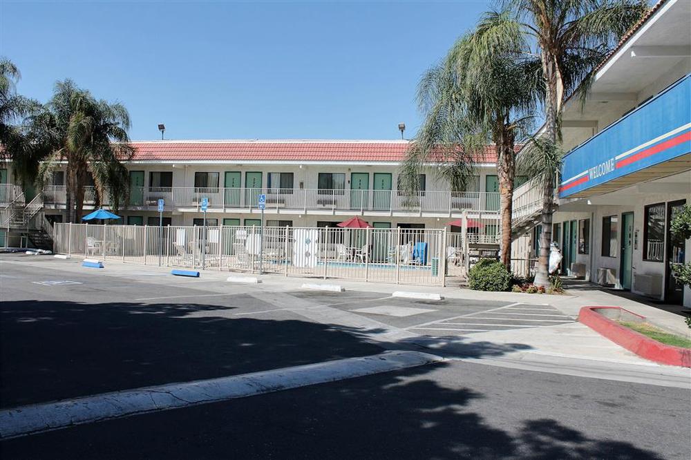 Motel 6-Bakersfield, Ca - Convention Center Exterior foto