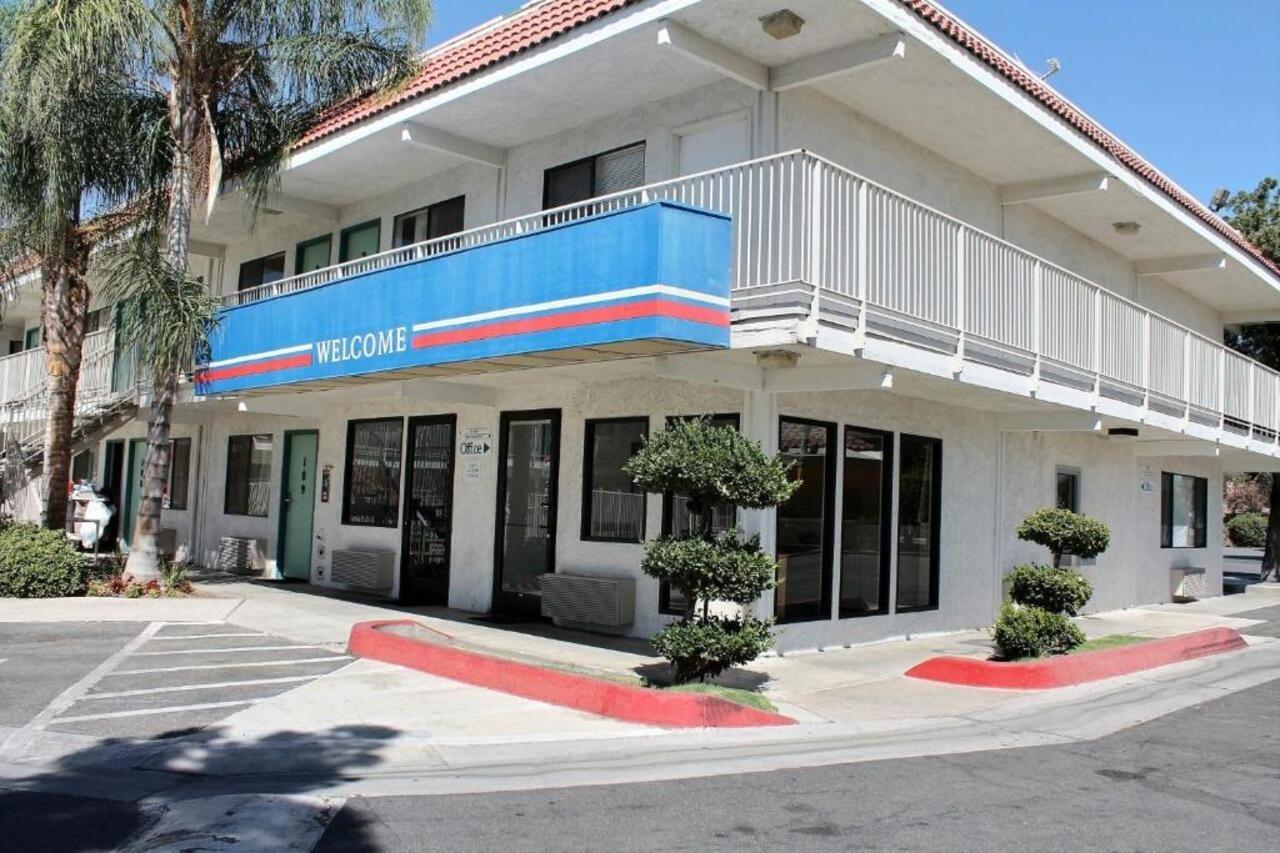 Motel 6-Bakersfield, Ca - Convention Center Exterior foto